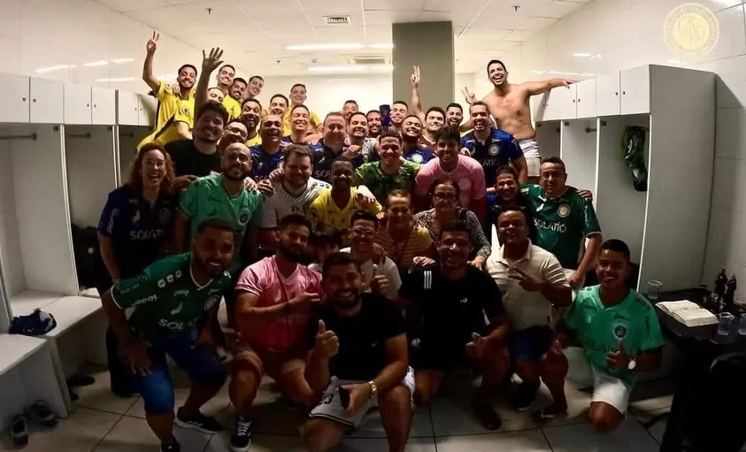 Equipe Piauiense comemorando no vestiario. Foto CAP