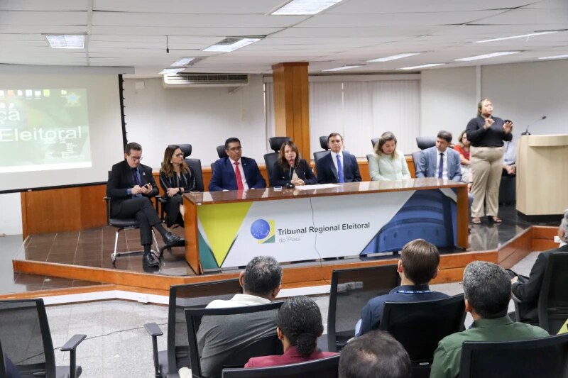 TRE-PI cria comissão para auditar urnas eletrônicas nas eleições de 2026