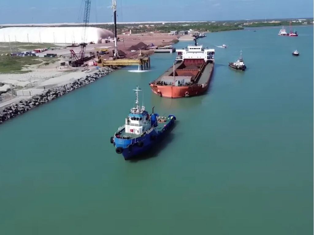 Governo do Piauí admite falha em teste de navio no Porto de Luís Correia