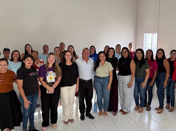 Equipe técnica da SASC e profissionais de Marcolândia durante reunião de alinhamento — Foto: Divulgação