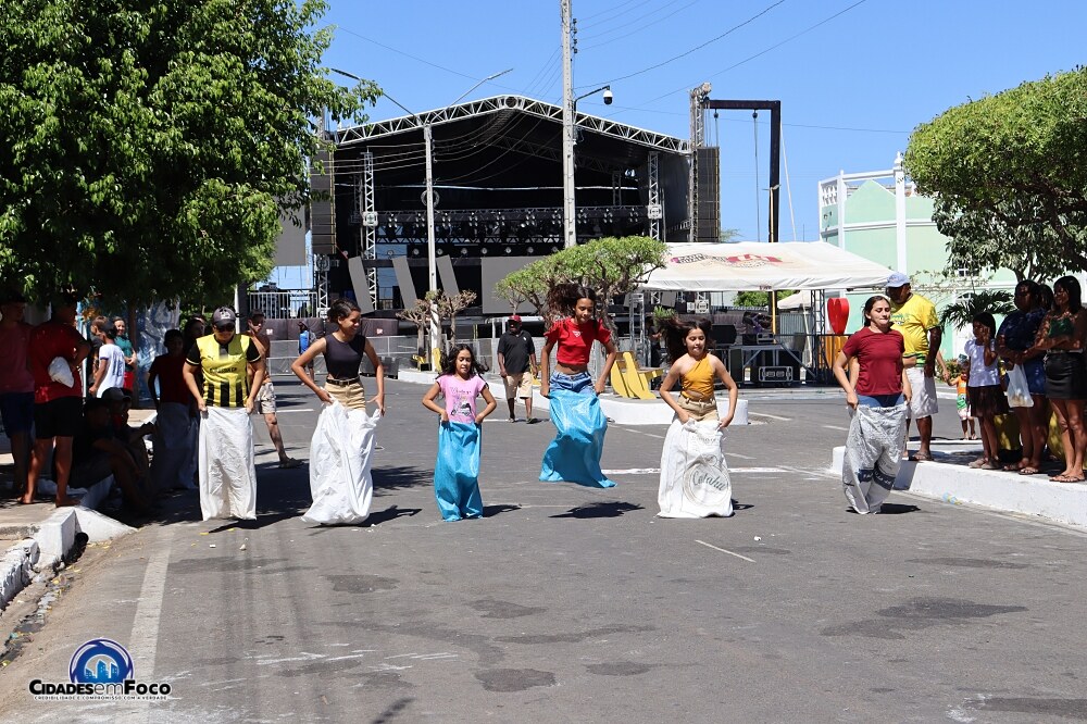 Curral Novo Fest resgata brincadeiras tradicionais no interior do Piauí