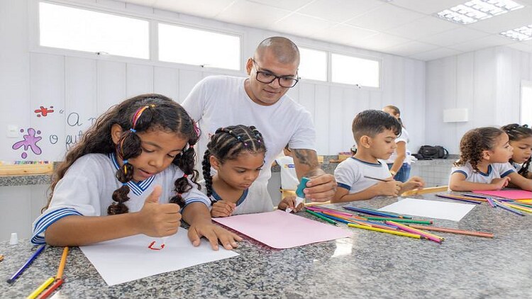 Petrolina abre prazo para transferência de 10 mil alunos da Educação Infantil