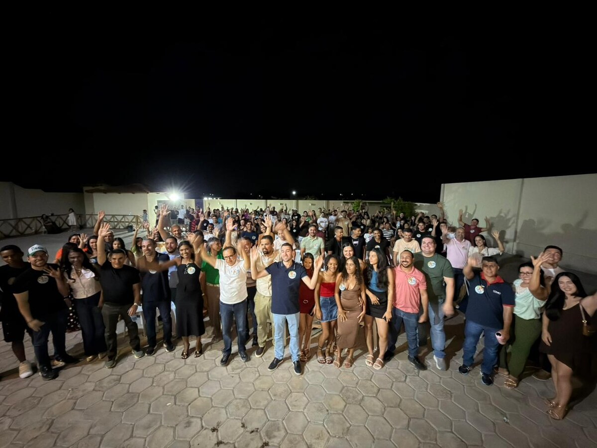 Encontro político em São Raimundo Nonato contou com a presença do vereador Esdras Araújo