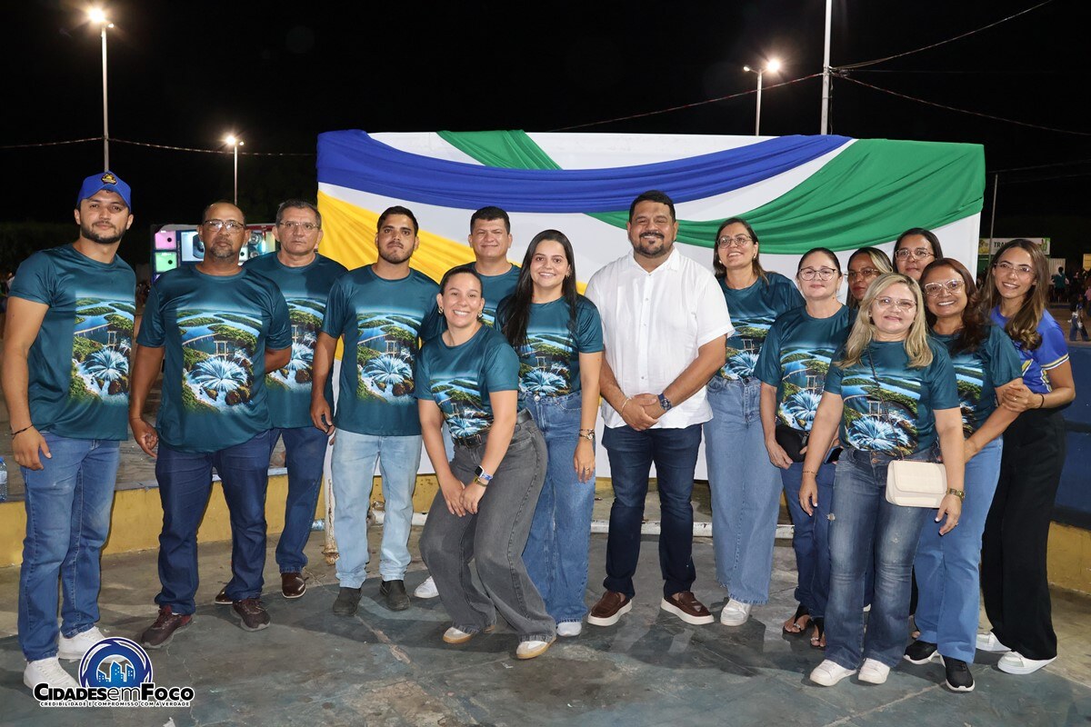 Desfile cívico de 7 de setembro reuniu estudantes e comunidade em Conceição do Canindé — Foto: Cidades em Foco