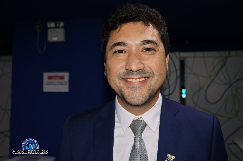 Prefeito Dr. Wilton, de Massapê do Piauí, tem gestão aprovada pela maioria da população — Foto: Divulgação