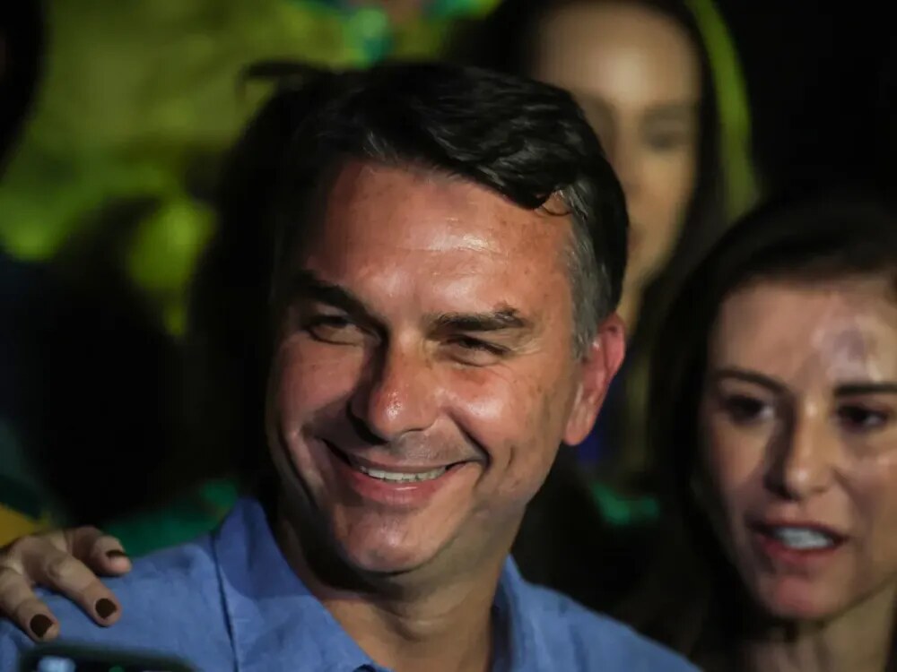 Júlio César assume pela primeira vez uma cadeira no Senado Federal