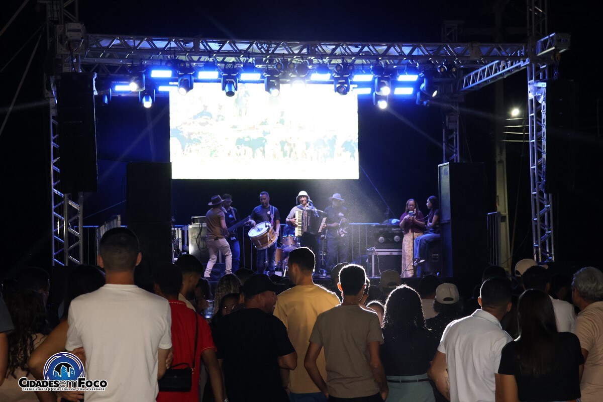 Povoado Santa Teresa em Lagoa do Barro celebra festejos com shows musicais