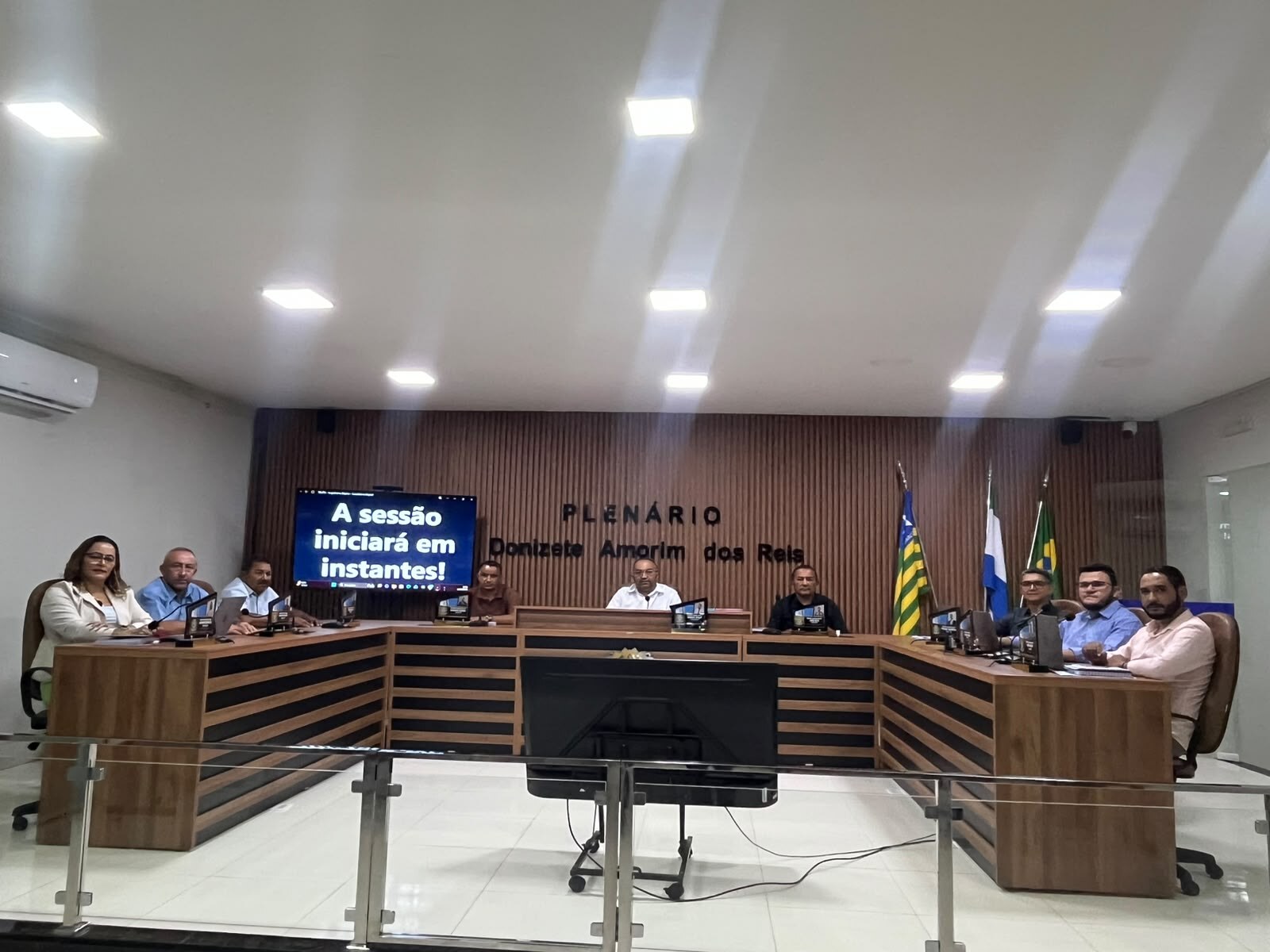 Câmara de Lagoa do Barro debate saúde, água e orçamento em sessão ordinária