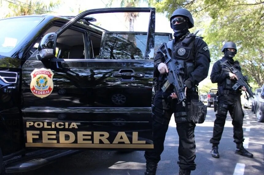 Sede da Polícia Federal, que apura condutas operacionais do transporte no pleito